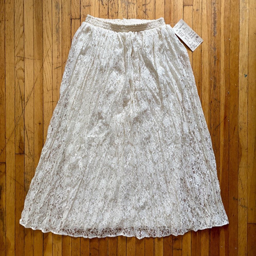 Vintage NOS white pleated lace midi skirt elastic waistband